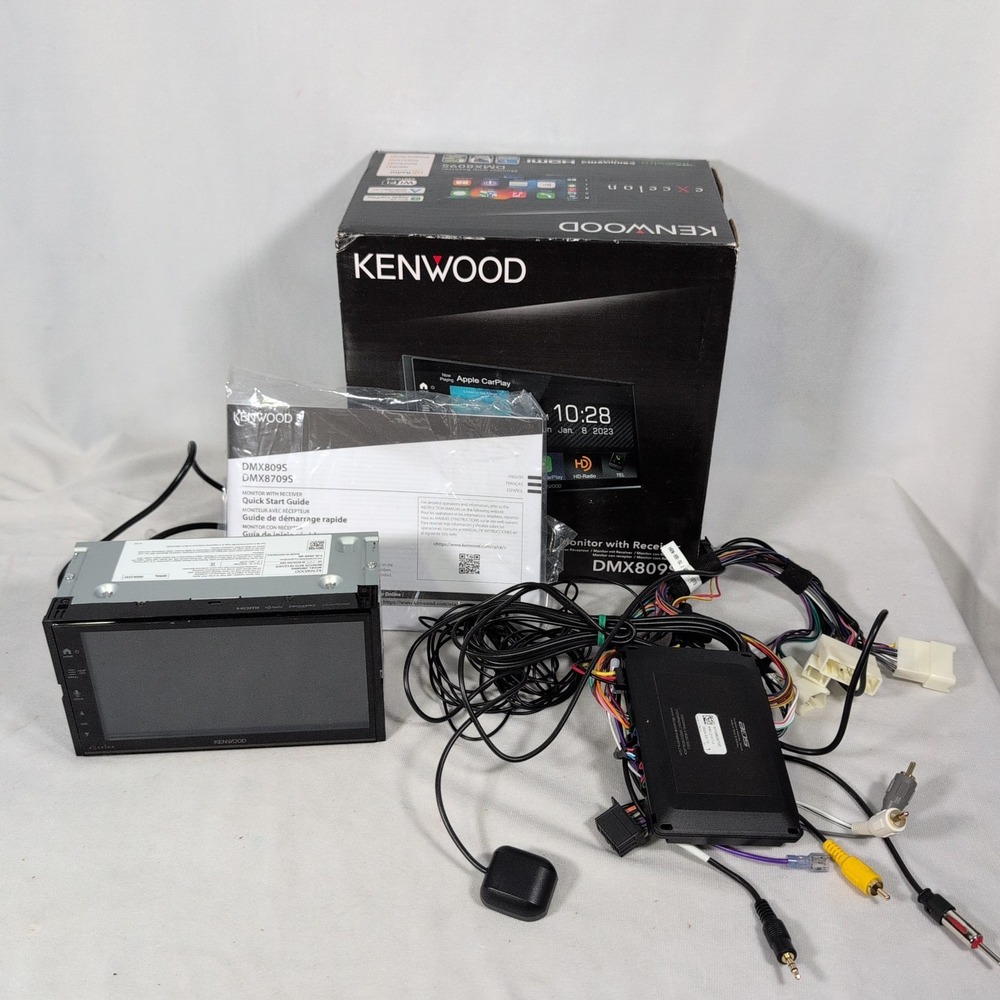Kenwood Excelon DMX809S Digital Multimedia Receiver with Maestro RR2
